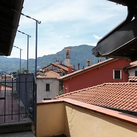 Mamma Ciccia - L'attico Del Mulino Mandello del Lario